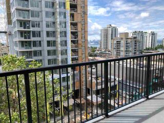 Photo 1: 607 150 E 15TH Street in North Vancouver: Central Lonsdale Condo for sale in "Lion's Gate Plaza" : MLS®# R2463115