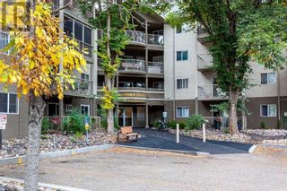 Photo 1: 415, 245 Red Deer Drive SW in Medicine Hat: Condo for sale : MLS®# A2101927