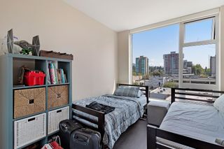 Photo 13: 603 150 W 15TH Street in North Vancouver: Central Lonsdale Condo for sale in "15 West" : MLS®# R2397830