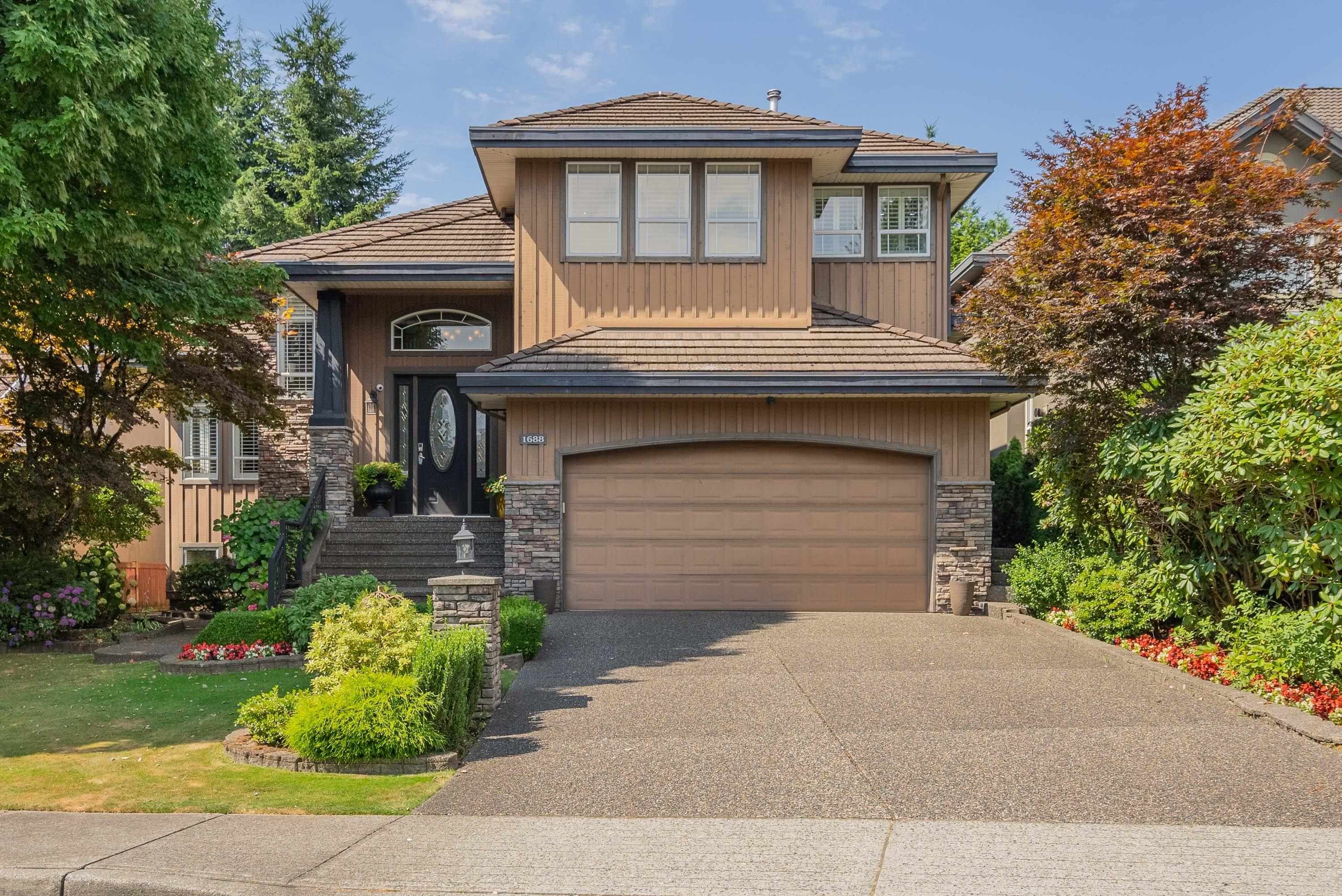Main Photo: 1688 KEYSTONE Place in Coquitlam: Westwood Plateau House for sale : MLS®# R2716094