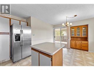 Photo 11: 1276 Rio Drive in Kelowna: House for sale : MLS®# 10309533
