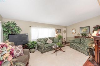 Photo 12: 9 1536 Middle Rd in VICTORIA: VR Glentana Manufactured Home for sale (View Royal)  : MLS®# 822417