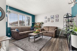 Photo 4: 44 SANDISON Crescent in Regina: Walsh Acres Residential for sale : MLS®# SK913888