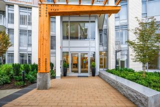 Photo 2: 111 3188 RIVERWALK Avenue in Vancouver: South Marine Condo for sale in "CURRENT AT WATER EDGE BY POLYGON" (Vancouver East)  : MLS®# R2653467