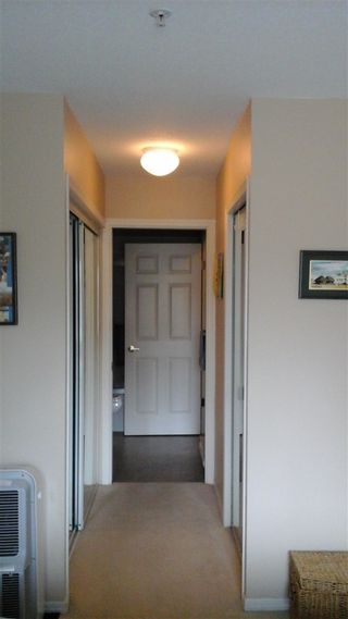 Photo 9: 412 55 BLACKBERRY Drive in New Westminster: Fraserview NW Condo for sale in "Queen's Park Place" : MLS®# R2204245