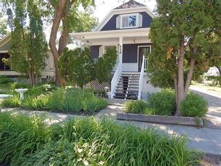 Photo 3: 658 Minto Street in Winnipeg: West End Residential for sale (5C)  : MLS®# 202016380