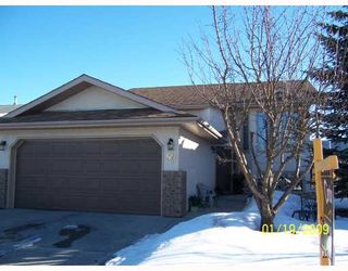 Photo 1: 68 WATERSTONE Crescent SE: Airdrie Residential Detached Single Family for sale : MLS®# C3361612
