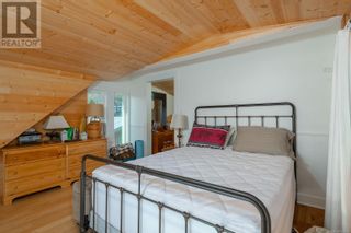 Photo 16: 1049 Sixth Ave in Ucluelet: House for sale : MLS®# 953603