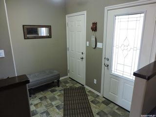 Photo 3: 77 Madge Way in Yorkton: Riverside Grove Residential for sale : MLS®# SK810519