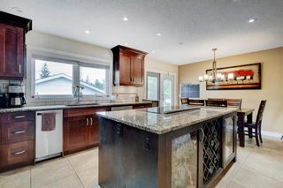 Photo 3: 6127 Longmoor Way SW in Calgary: Lakeview Detached for sale : MLS®# A1231829