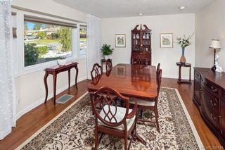 Photo 10: 4687 Sunnymead Way in VICTORIA: SE Sunnymead House for sale (Saanich East)  : MLS®# 780040