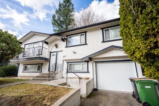 Photo 2: 2659 MACBETH Crescent in Abbotsford: Abbotsford East House for sale : MLS®# R2859810