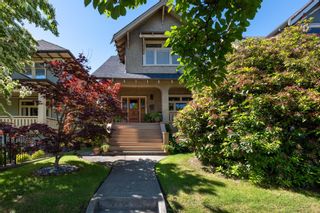Photo 1: 1013 HAMILTON Street in New Westminster: Moody Park House for sale in "MOODY PARK" : MLS®# R2627468