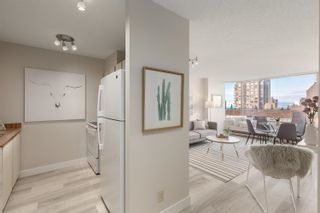 Photo 3: 807 1330 HORNBY Street in Vancouver: Downtown VW Condo for sale in "Hornby Court" (Vancouver West)  : MLS®# R2740988