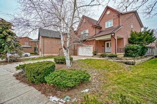 Photo 1: 1099 Queens Avenue in Oakville: College Park House (2-Storey) for sale : MLS®# W5471545