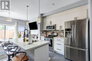 Photo 10: 688 DUNN AVE in Hamilton: House for sale : MLS®# X7012332