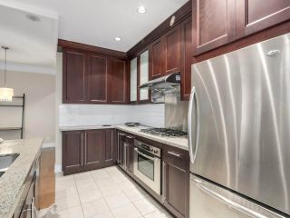 Photo 7: 210 4685 VALLEY Drive in Vancouver: Quilchena Condo for sale (Vancouver West)  : MLS®# R2297036