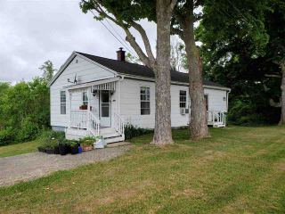 Photo 2: 2257 Highway 1 in Auburn: 404-Kings County Residential for sale (Annapolis Valley)  : MLS®# 202011078