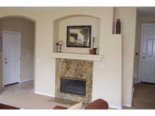 Photo 6: SAN MARCOS Residential for sale : 3 bedrooms : 972 Pearleaf Ct