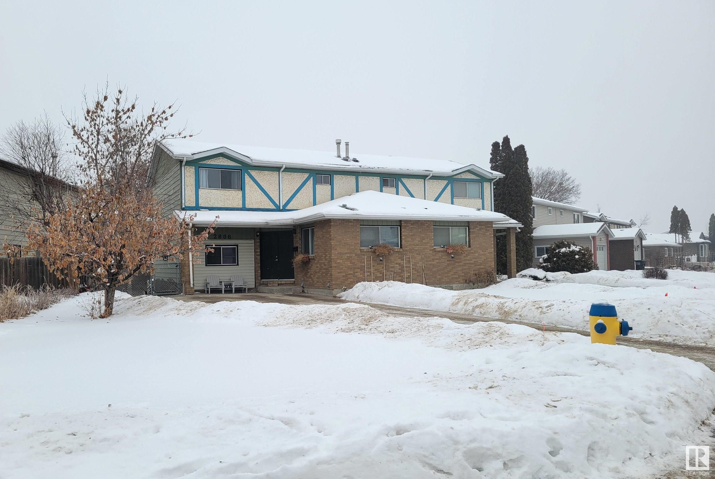 Main Photo: 2806 135 Avenue in Edmonton: Zone 35 House Half Duplex for sale : MLS®# E4325260