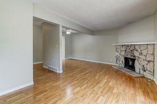 Photo 10: 12 4940 39 Avenue SW in Calgary: Glenbrook Row/Townhouse for sale : MLS®# A2001522