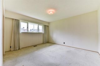 Photo 12: 5661 SARDIS Crescent in Burnaby: Forest Glen BS House for sale (Burnaby South)  : MLS®# R2265193