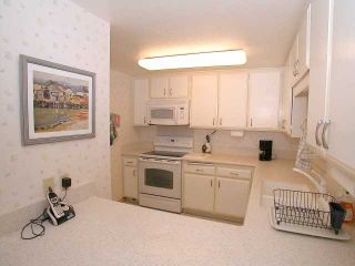 Photo 9: PACIFIC BEACH Residential for sale or rent : 2 bedrooms : 3916 RIVIERA #406 in San Diego