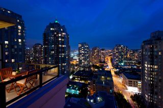 Photo 18: 2107 989 RICHARDS Street in Vancouver: Downtown VW Condo for sale in "MONDRIAN" (Vancouver West)  : MLS®# V846027