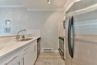 Photo 7: 23 795 W 8TH Avenue in Vancouver: Fairview VW Townhouse for sale in "DOVER COURT" (Vancouver West)  : MLS®# R2457753