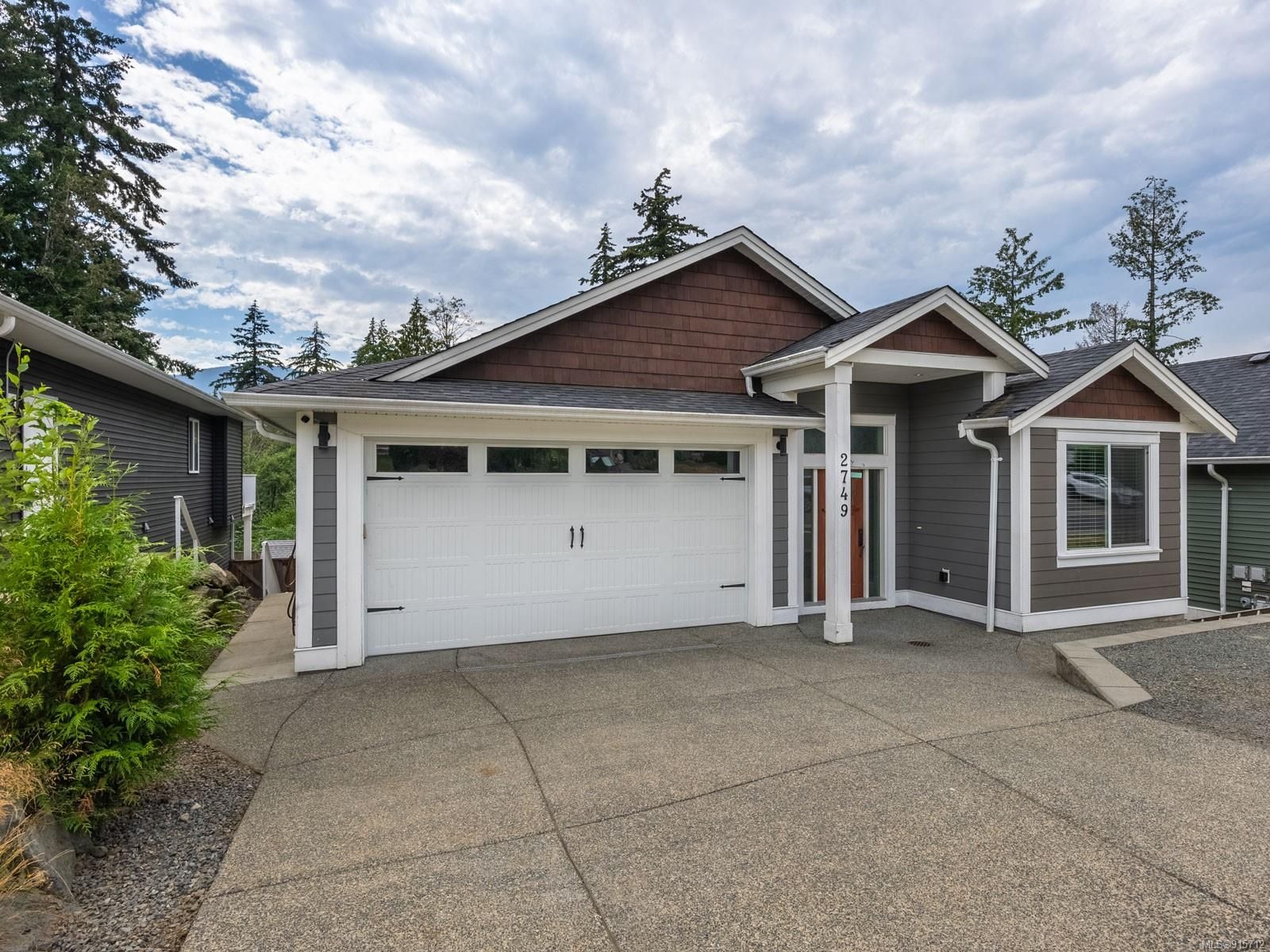 Main Photo: 2749 Horth Rd in Nanaimo: Na Diver Lake House for sale : MLS®# 915712