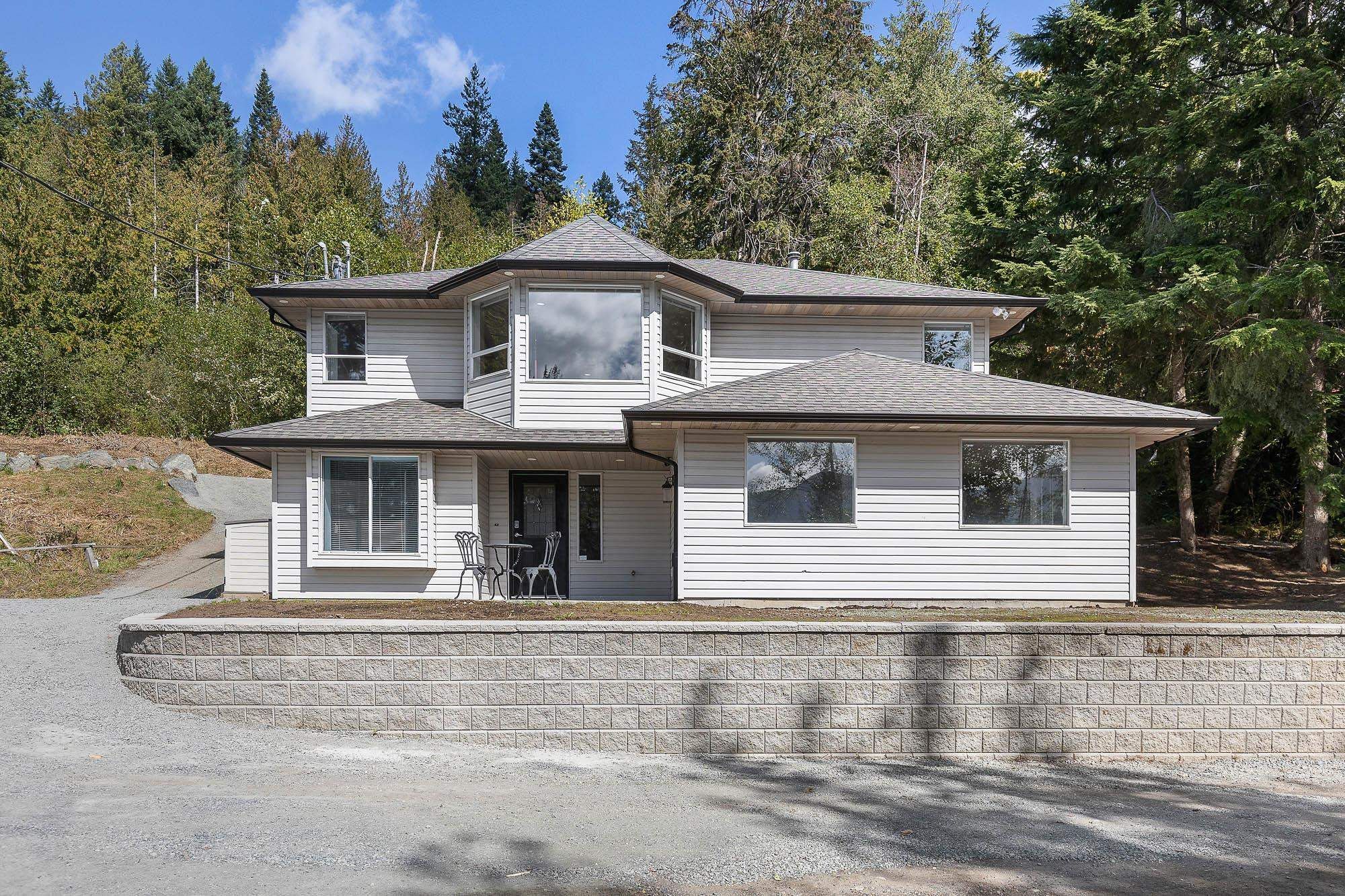Main Photo: 50015 ELK VIEW Road: Ryder Lake House for sale (Sardis)  : MLS®# R2817339