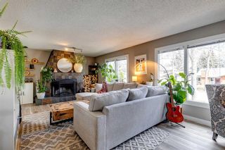 Main Photo: 99 Midpark Drive SE in Calgary: Midnapore Detached for sale : MLS®# A2120980