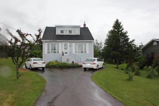 Photo 1: 53 North Street in Springhill: 102S-South Of Hwy 104, Parrsboro and area Residential for sale (Northern Region)  : MLS®# 202115311