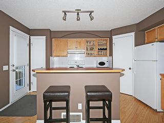 Photo 14: 100 PRESTWICK Avenue SE in Calgary: McKenzie Towne House for sale : MLS®# C4171620