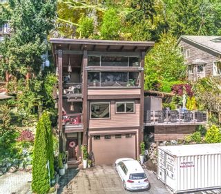 Main Photo: 301 Woodhaven Dr in Nanaimo: Na Uplands House for sale : MLS®# 962178