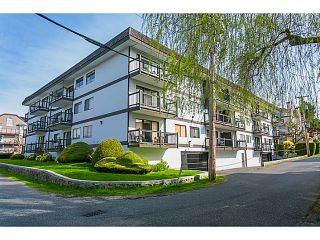 Photo 15: 113 145 W 18TH Street in North Vancouver: Central Lonsdale Condo for sale in "Tudor Court Apartments Ltd." : MLS®# V1111575