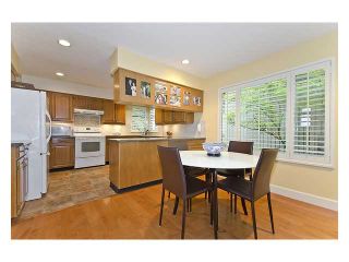 Photo 4: 5527 HUCKLEBERRY LN in North Vancouver: Grouse Woods House for sale : MLS®# V910533