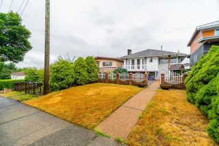 Photo 1: 3268 E 5TH Avenue in Vancouver: Renfrew VE House for sale (Vancouver East)  : MLS®# R2803511