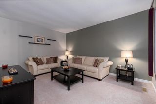 Photo 4: 34 Southwalk Bay in Winnipeg: River Park South Residential for sale (2F)  : MLS®# 202127006