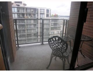 Photo 7: 1104 170 W 1ST Street in North_Vancouver: Lower Lonsdale Condo for sale (North Vancouver)  : MLS®# V766558
