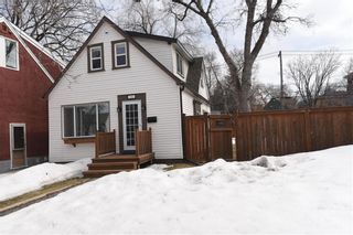 Photo 1: 352 Lindsay Street in Winnipeg: River Heights North Residential for sale (1C)  : MLS®# 202206592