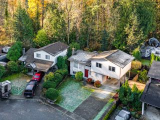 Photo 2: 1181 PARKLAND Drive in Coquitlam: River Springs House for sale in "River Springs" : MLS®# R2838920