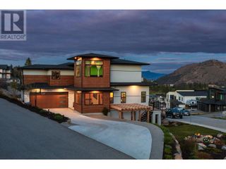 Photo 1: 2772 Canyon Crest Drive in West Kelowna: House for sale : MLS®# 10306867