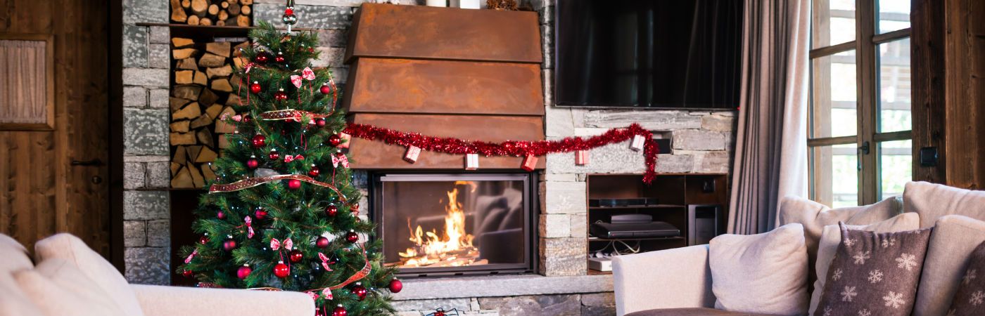 The 7 Do’s of Holiday Decorating When Your Home Is for Sale