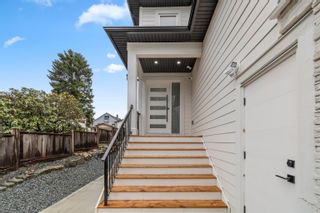 Photo 3: A 7574 MURRAY Street in Mission: Mission BC 1/2 Duplex for sale : MLS®# R2865499