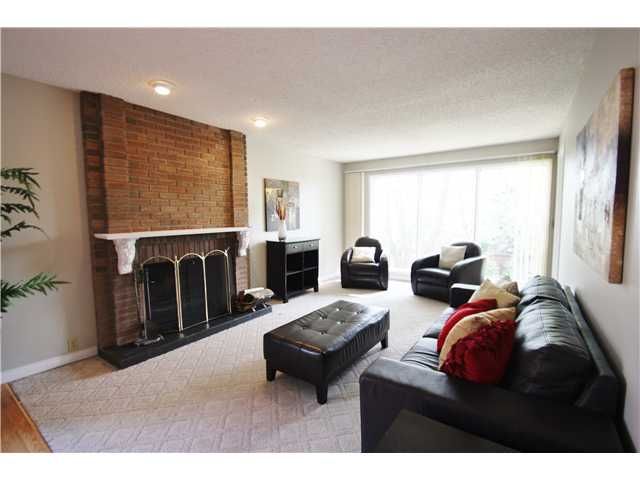 Photo 11: Photos: 68 BERMONDSEY Way NW in Calgary: Beddington Residential Detached Single Family for sale : MLS®# C3630847