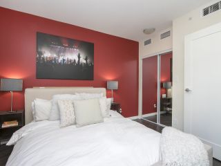 Photo 12: 610 88 W 1ST Avenue in Vancouver: False Creek Condo for sale in "The One" (Vancouver West)  : MLS®# R2154271