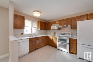 Photo 13: 1 9375 172 Street in Edmonton: Zone 20 House Half Duplex for sale : MLS®# E4320998