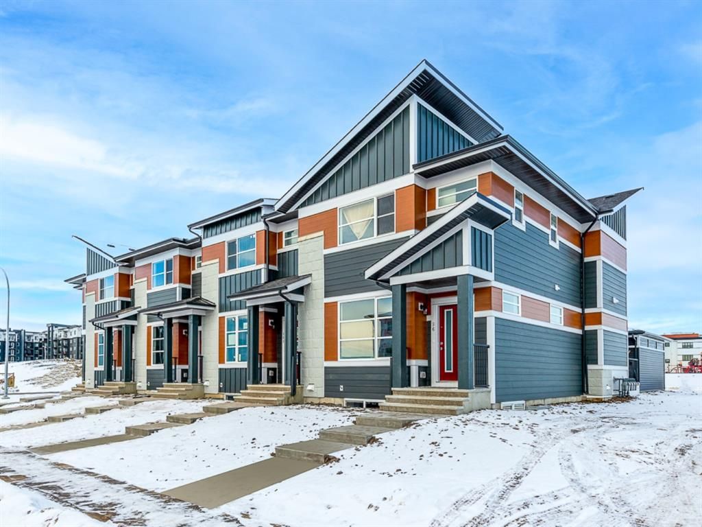 Main Photo: 108 Skyview Parade NE in Calgary: Skyview Ranch Row/Townhouse for sale : MLS®# A1065151