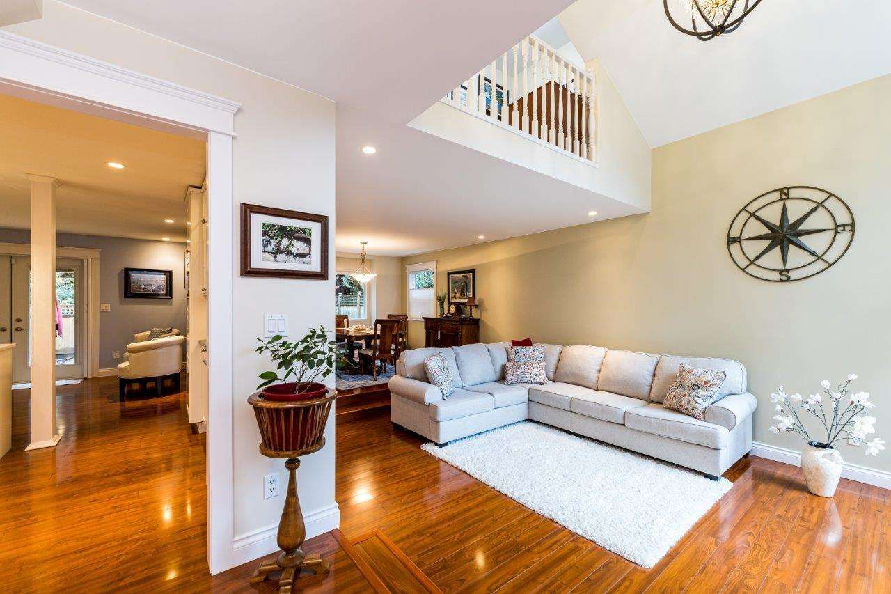 Photo 3: Photos: 1530 LIGHTHALL COURT in North Vancouver: Indian River House for sale : MLS®# R2516837